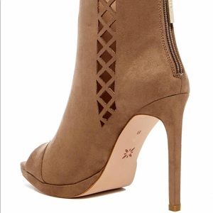 BCBG PEEP TOE BOOTIE NWOT **ACCEPTING OFFERS**